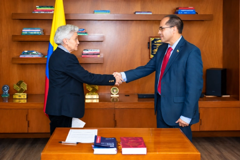 Octavio Ibarra Consuegra asumió como nuevo Director de Fomento de Educación Superior Nacional del Ministerio de Educación, desde donde trabajará por el fortalecimiento del sector.