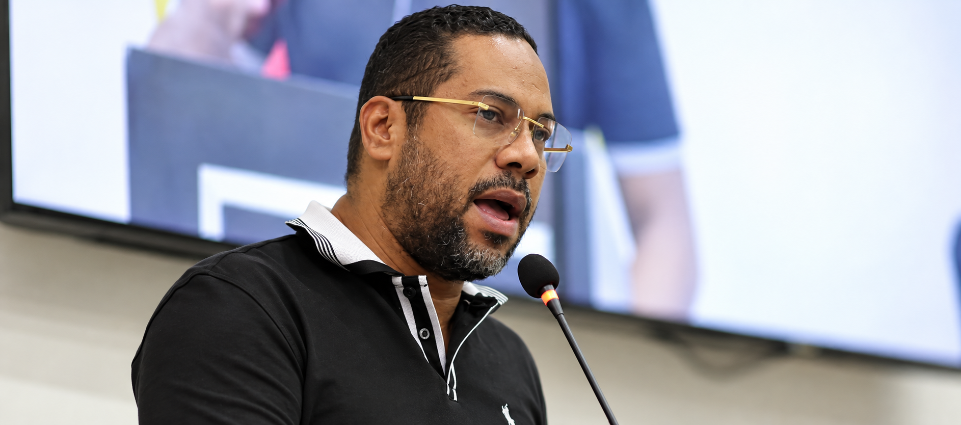 El rector de la Universidad del Atlántico, Leyton Barrios, respaldó el acompañamiento de la Fuerza Pública en situaciones de seguridad dentro del campus y anunció el fortalecimiento de los controles de acceso.