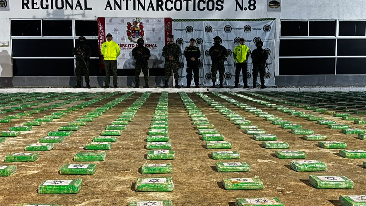 Golpe al narcotráfico en Santa Marta: incautada una tonelada de cocaína enterrada cerca del Tayrona