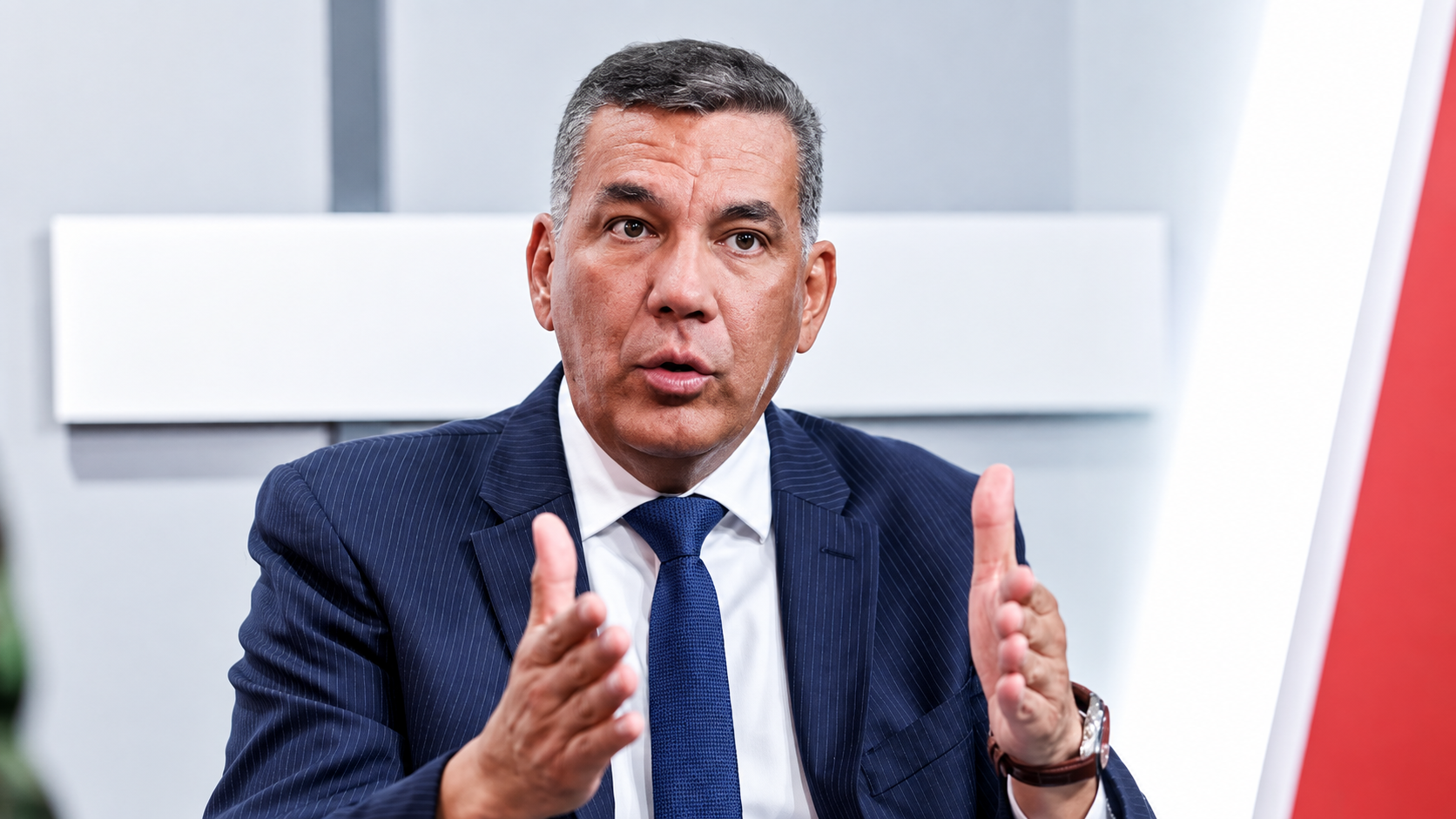 La moción de censura promovida contra el ministro de Defensa, general (r) Jorge Mora, fue negada por el Congreso luego de la votación realizada este miércoles.