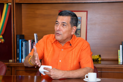 “Estamos reclamando es igualdad”: Dumek Turbay sobre demanda a la CREG