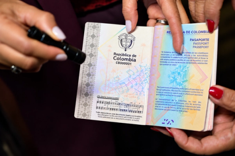 El Tribunal Administrativo de Cundinamarca confirmó la suspensión de dos convenios relacionados con la expedición de pasaportes y dejó en manos de las entidades involucradas las medidas necesarias para garantizar la continuidad del servicio.