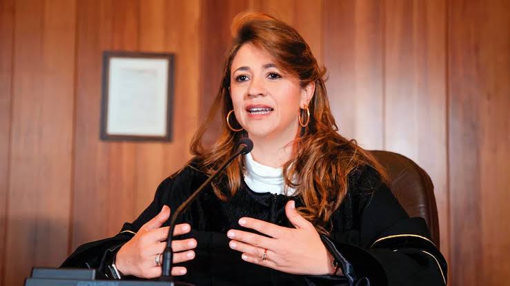  El Gobierno de Abelardo De La Espriella anunció una nueva estrategia contra la corrupción en el Estado, que estará encabezada por la magistrada Cristina Lombana una vez termine su periodo en la Corte Suprema de Justicia. 