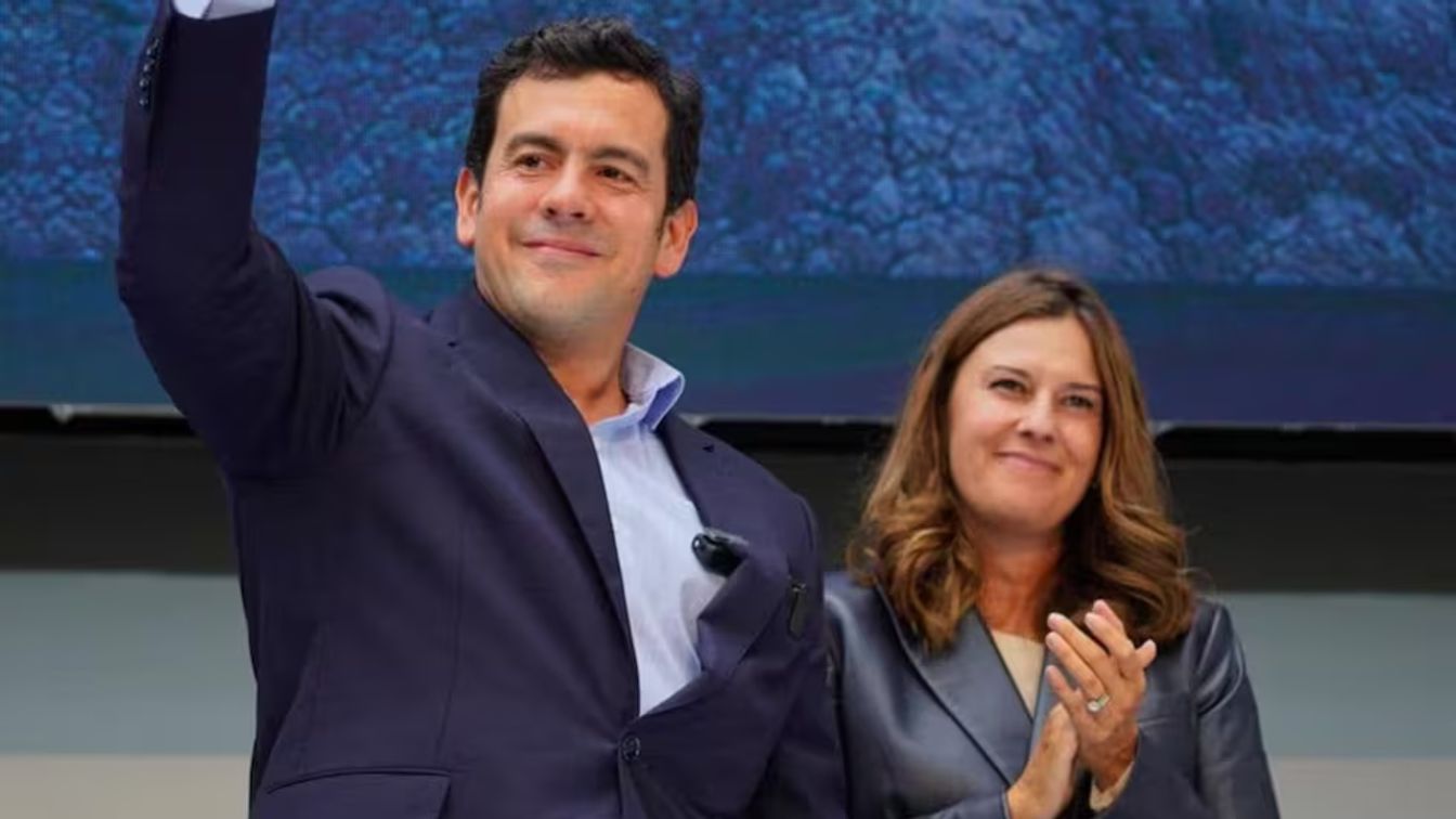 Esposa de Rodrigo Lara aseguró que lo sacaron del Gobierno por no nombrar una viceministra a Carlos Suárez 