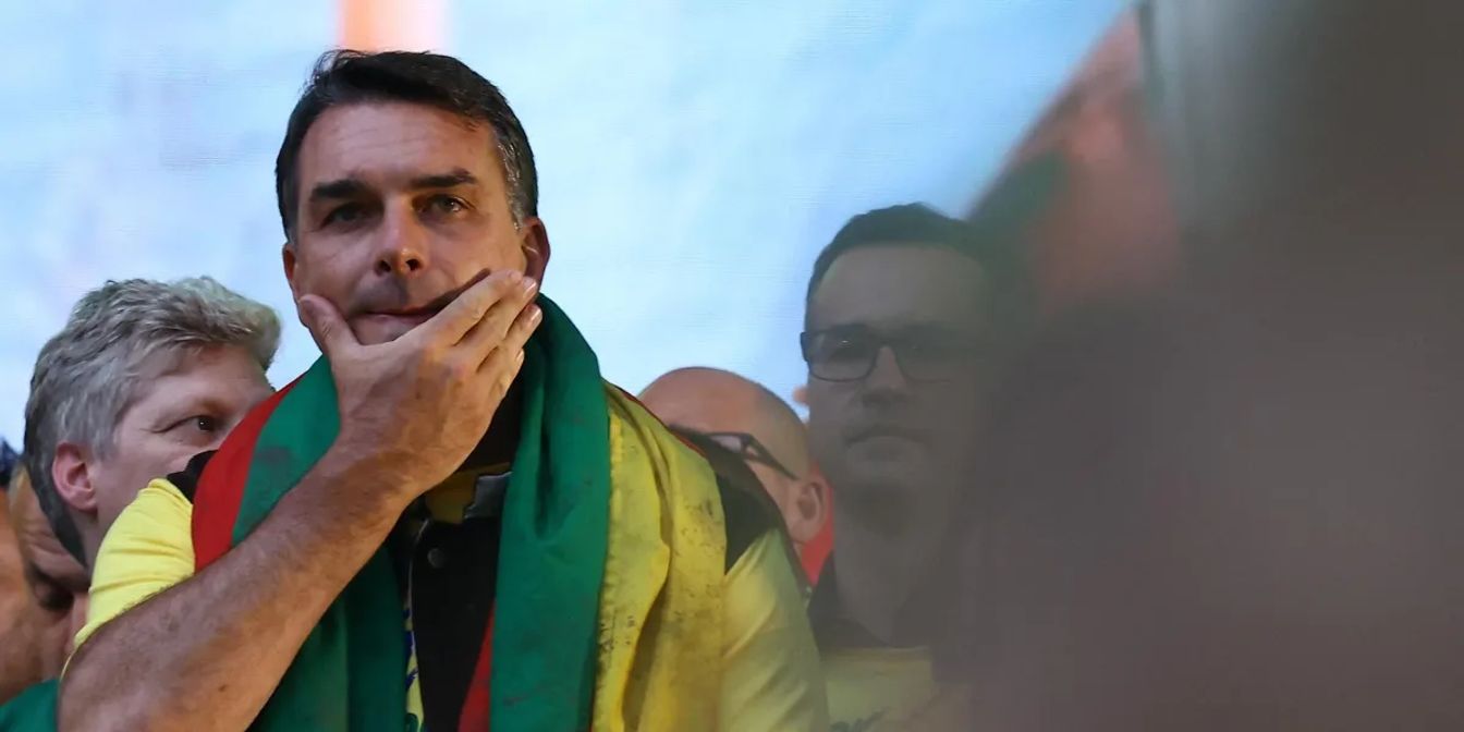 Bolsonaro salió de Brasil en un vuelo de US$150.000: investigan su paso por Argentina y las gestiones en Estados Unidos
