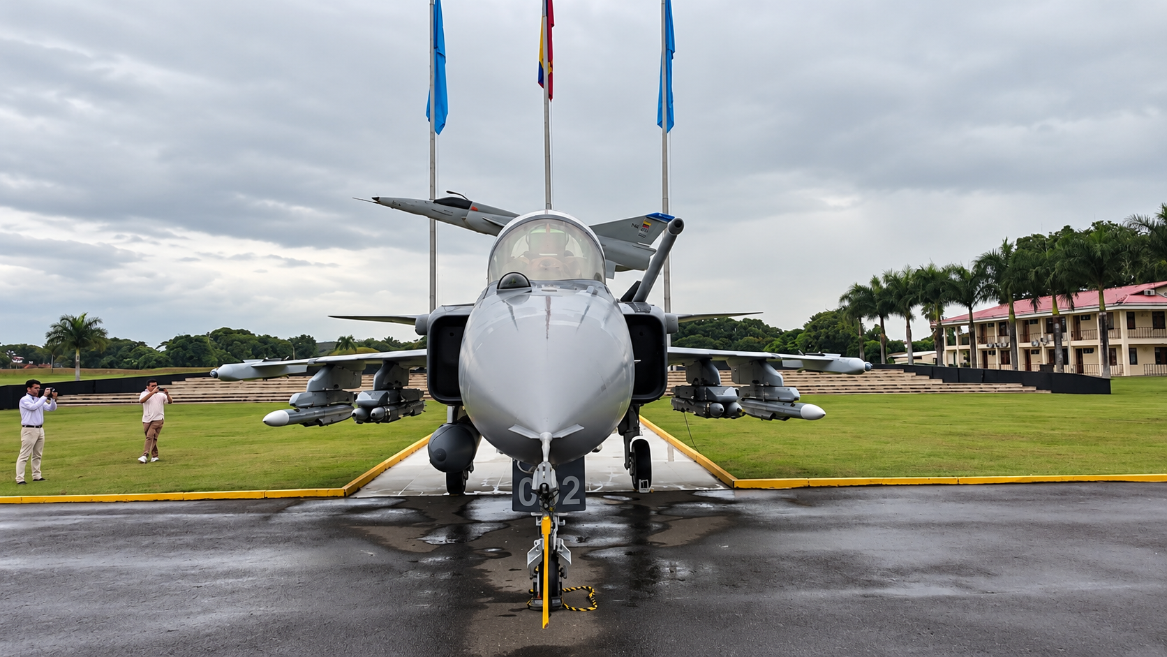 El Gobierno analiza posibles modificaciones a las compensaciones del contrato para adquirir 17 aviones Gripen, sin contemplar por ahora reversar la compra.