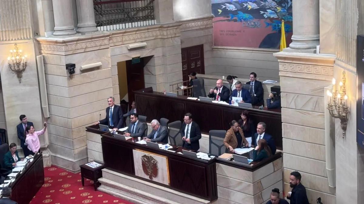 Sesión conjunta de las Comisiones Económicas del Congreso durante el debate del Presupuesto 2027.