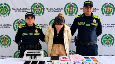 Un juez legalizó la captura de Yolima Johana Murgas Guzmán, señalada como pareja de alias ‘Pinocho’, tras un allanamiento en Santa Marta.