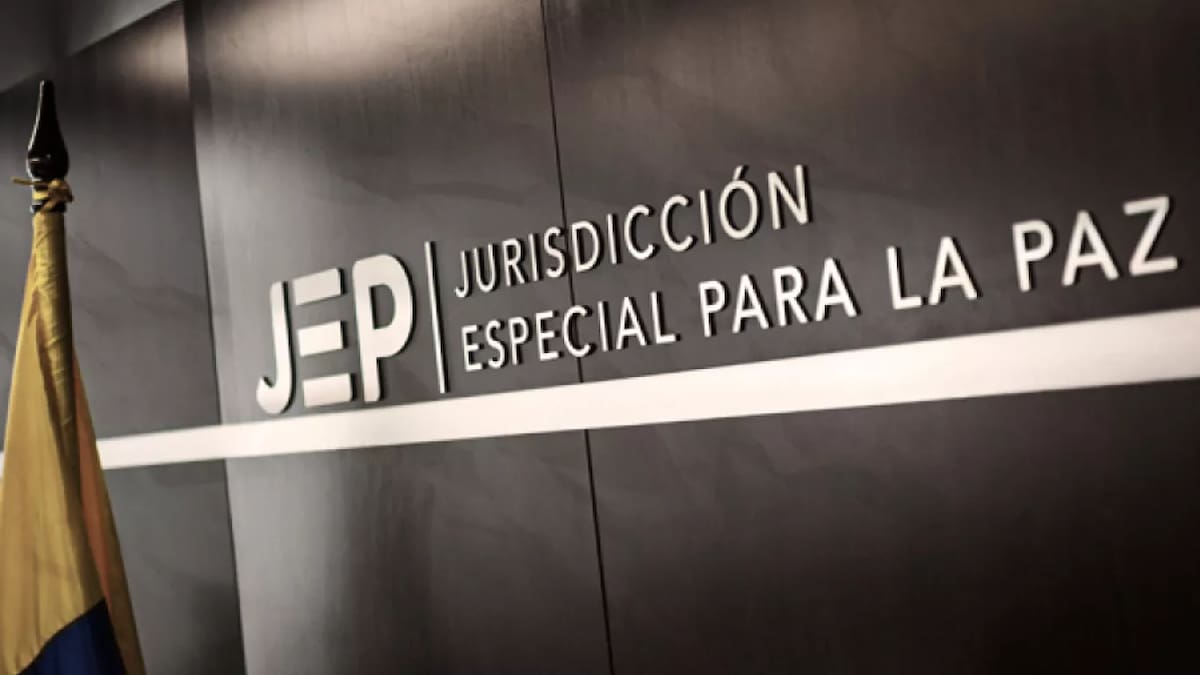 Letrero de la Jurisdicción Especial para la Paz en su sede de Bogotá.