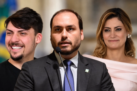 La familia Bolsonaro amplió su presencia política en Brasil tras las elecciones legislativas.