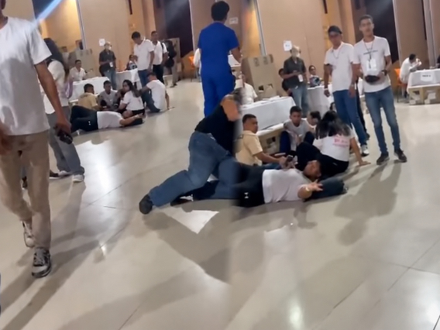 La elección de representantes estudiantiles ante el Consejo Superior de la Universidad del Atlántico terminó en medio de tensión y denuncias por presuntos incidentes alrededor del material electoral.