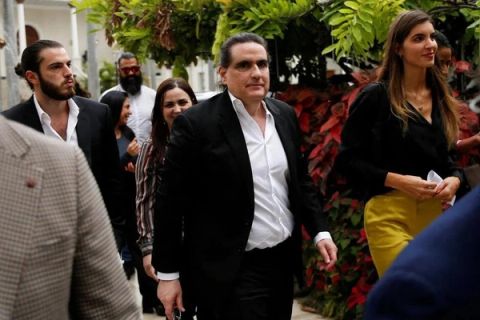 Alex Saab acordó colaborar con la justicia de Estados Unidos y entregar información sobre altos funcionarios venezolanos. El acuerdo menciona varios nombres y mantiene bajo reserva la identidad de otros involucrados.