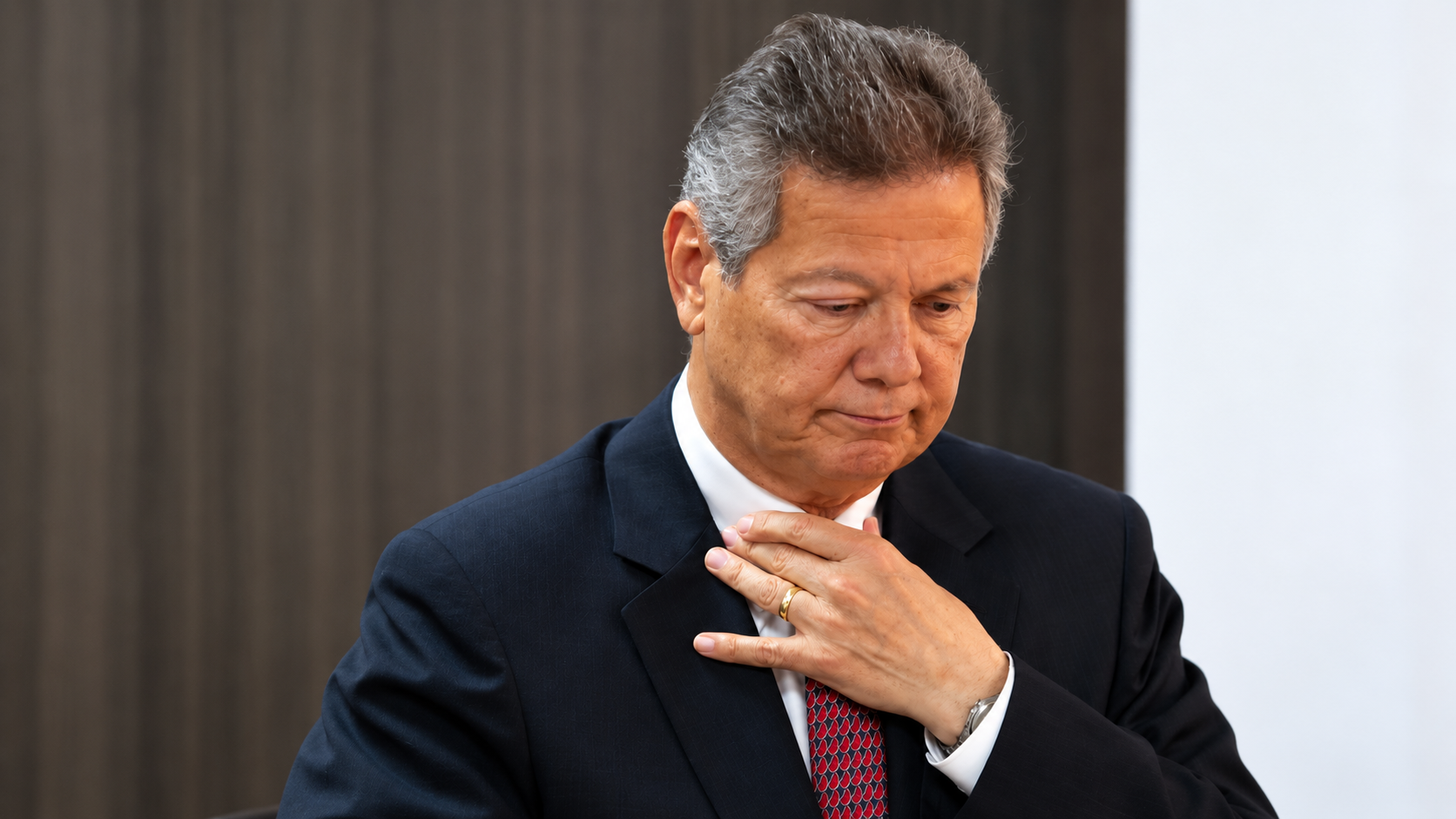Antonio Guerra de la Espriella permanece bajo custodia del INPEC en la cárcel La Vega de Sincelejo, pese a que una resolución de septiembre había ordenado su traslado a una guarnición militar en Corozal.