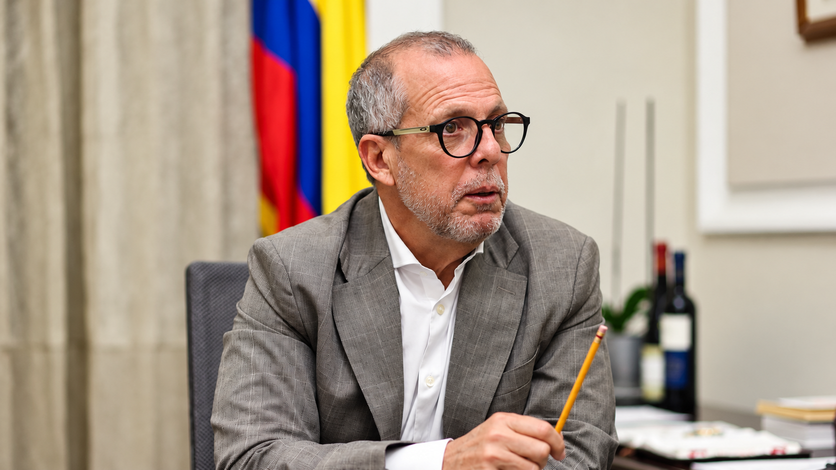 "Propongo al presidente que cierre el Congreso y llame a una Constituyente”: Alfredo Saade