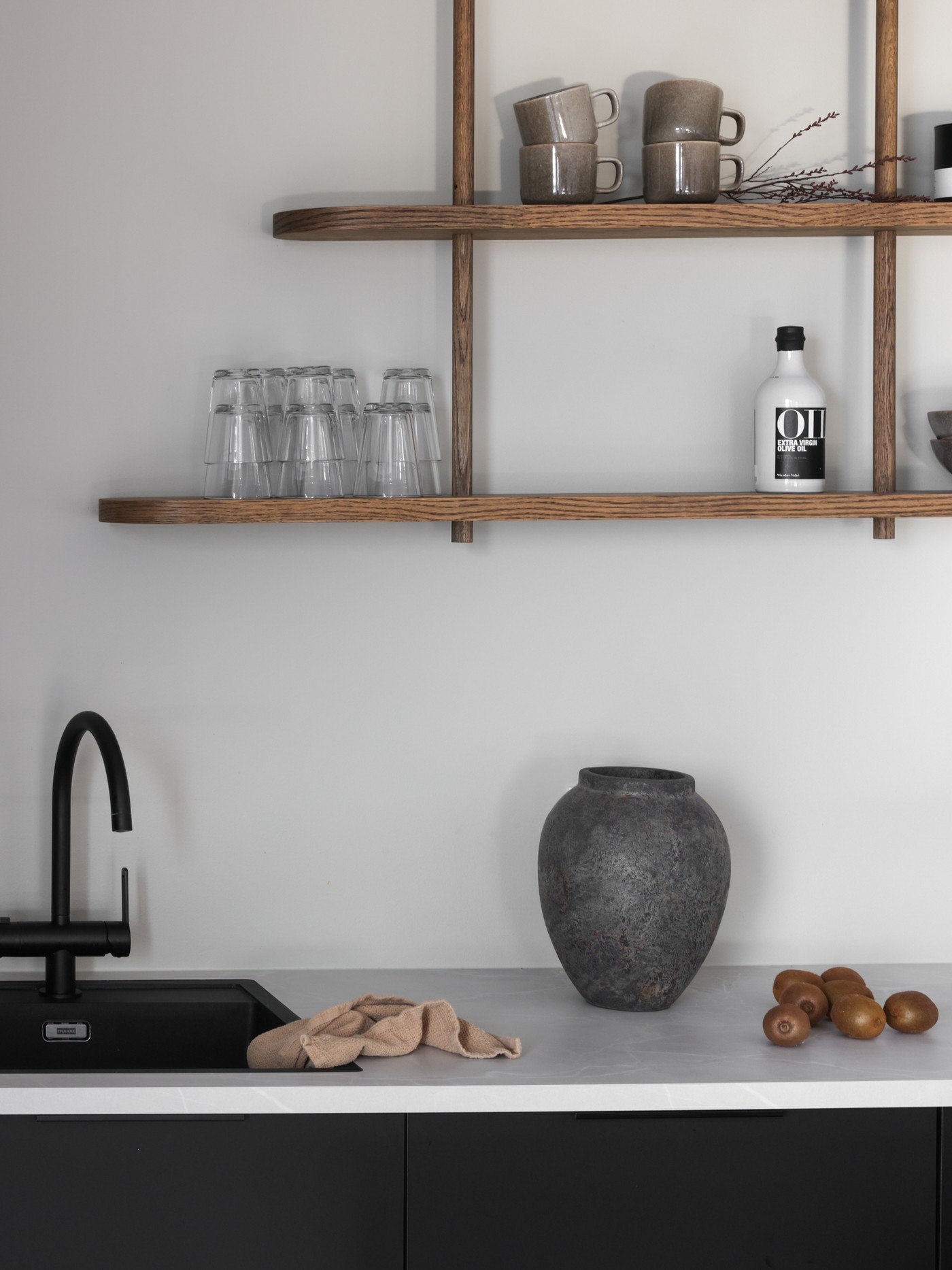 Unikt møbeldesign og materialvalg - Etter 4