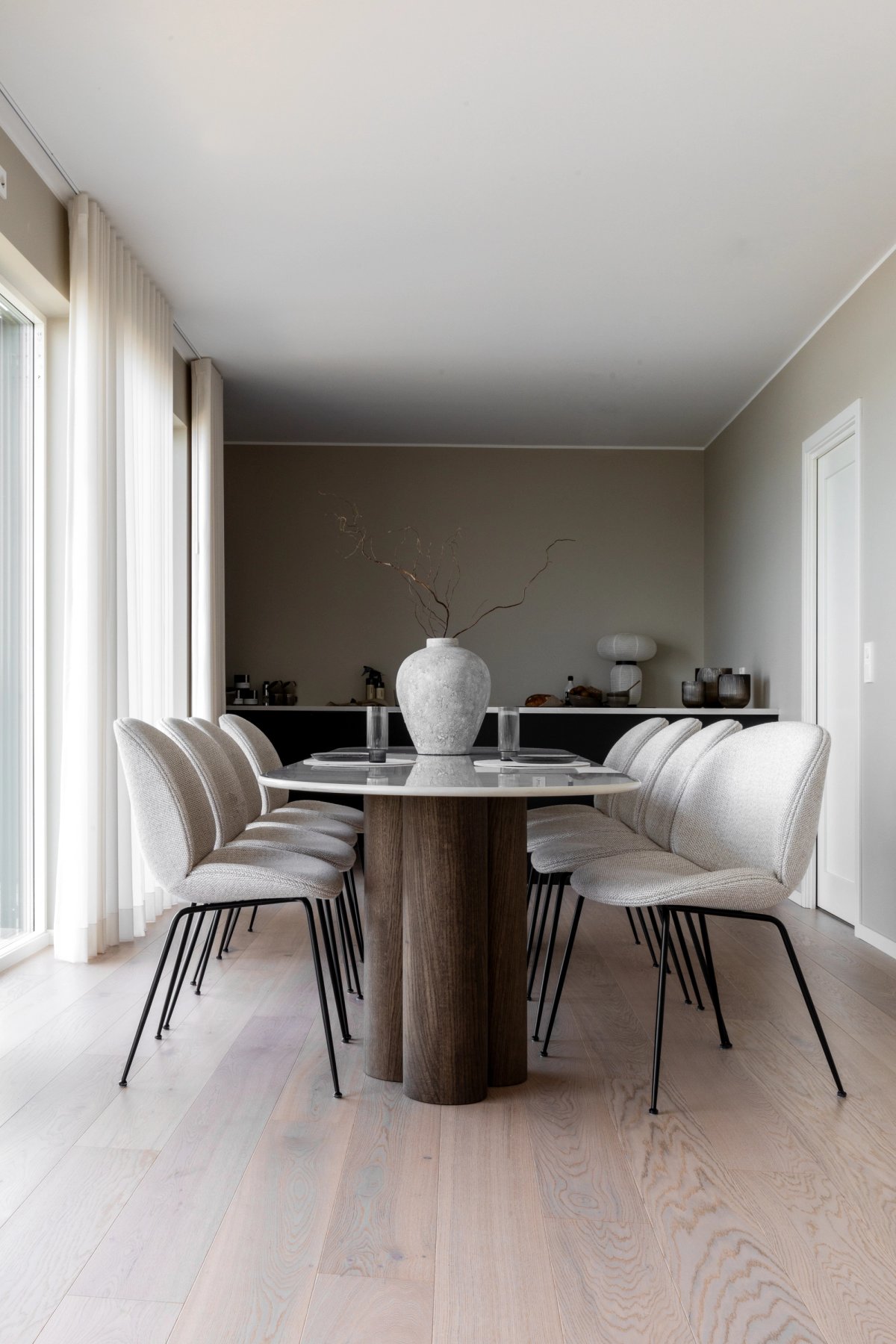 Unikt møbeldesign og materialvalg