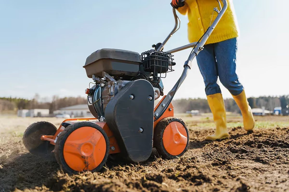 Aeration and Detatching