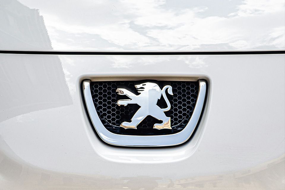 Peugeot logo
