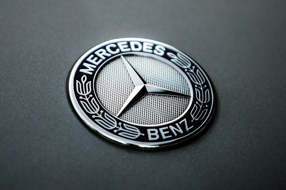 Mercedes logo