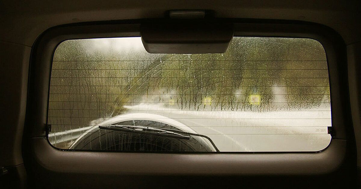 What Is the Best Material for Wiper Blades?
