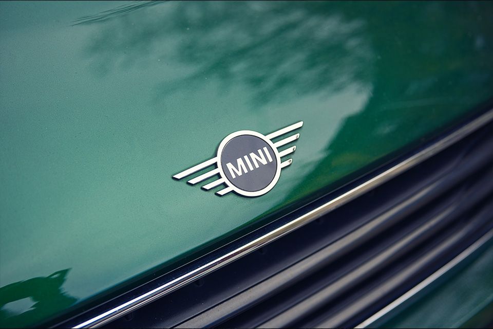 Mini logo