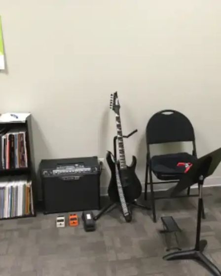 Guitar Lessons in Red Deer with Shannon Frizzell - Red Deer | Music and Art | Red Deer | 3