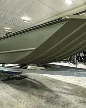 2024 LUND PREDATOR 1760 DLX TILLER