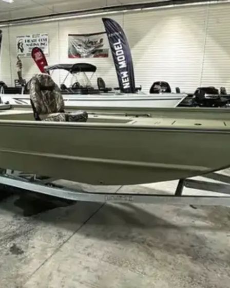 2024 LUND PREDATOR 1760 DLX TILLER | Other vehicles | Ottawa | 3