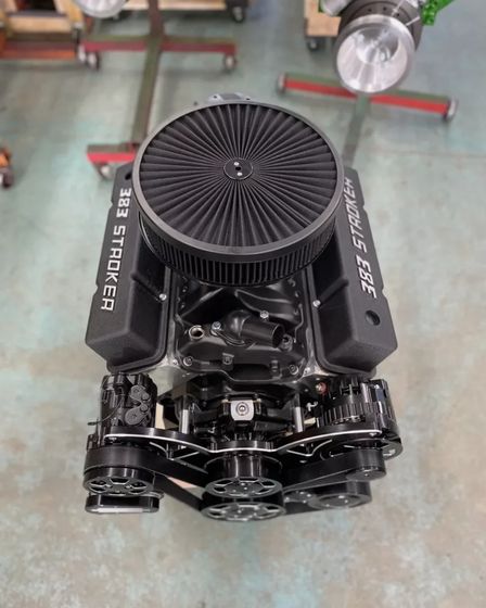 Moteur Chevy 383 stroker, petit bloc légendaire, prêt à être installé (Plug and Play) | Chevrolet | Fort Resolution | 5