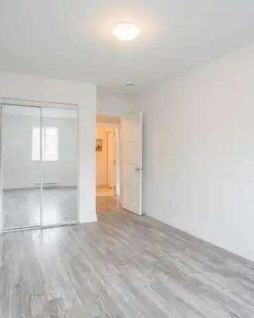 4 1/2,À,LOUER,FOR,RENT,RENOVE,RENOVED,VARENNE