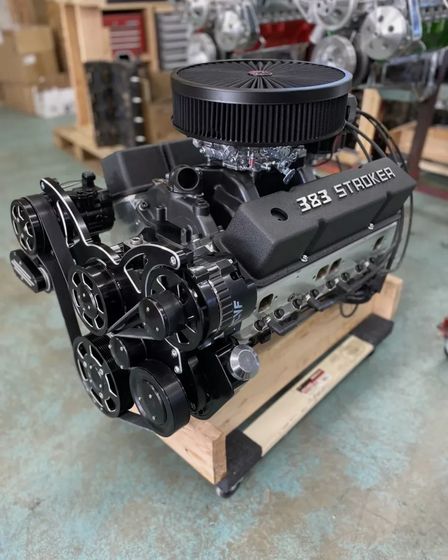 Moteur Chevy 383 stroker, petit bloc légendaire, prêt à être installé (Plug and Play) | Chevrolet | Fort Resolution | 4