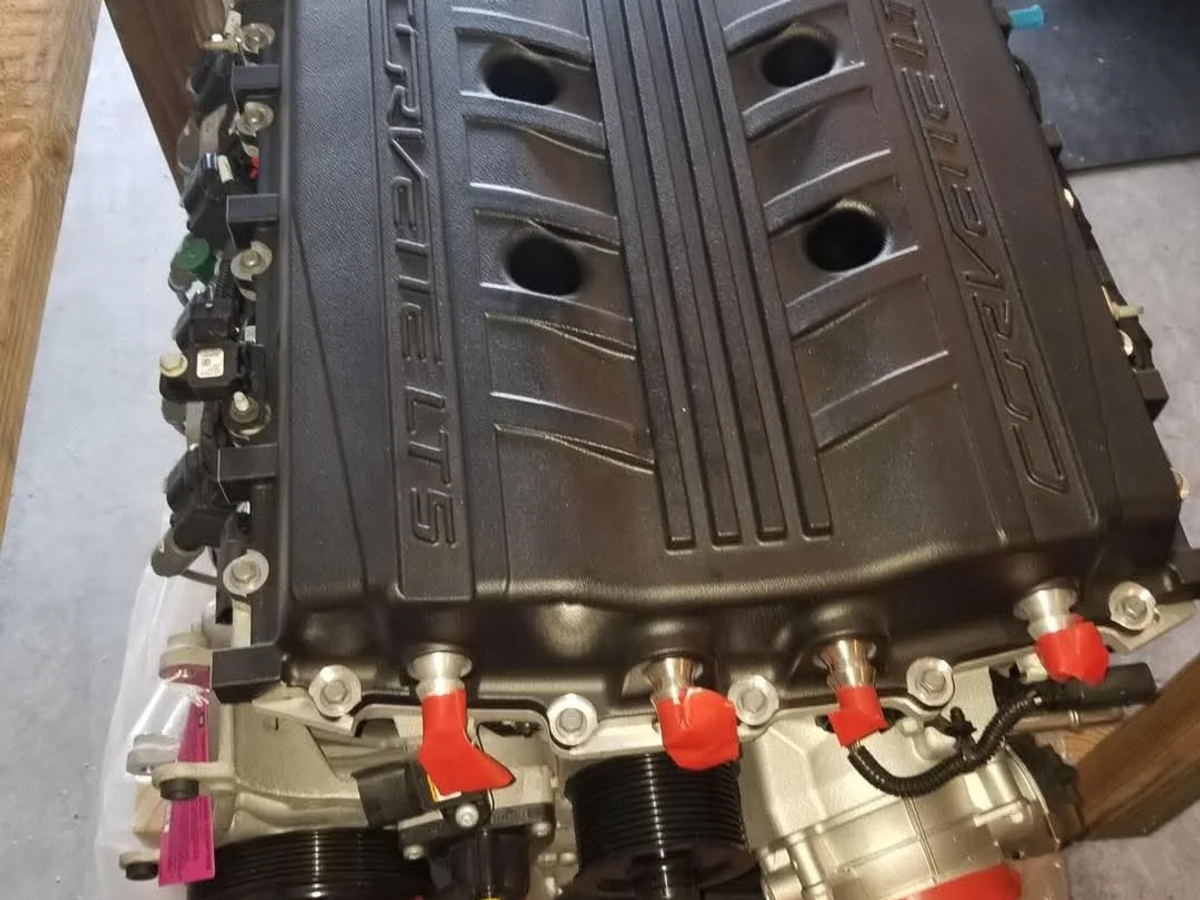 Corvette LT5 6.2L supercharged v8 engine complete asseccories ready for plug and play | Chevrolet | Toronto | Ad gallery (SEO) | 2