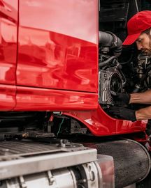Truck Repair Shop in Barrie-Romana Truck Repairs INC