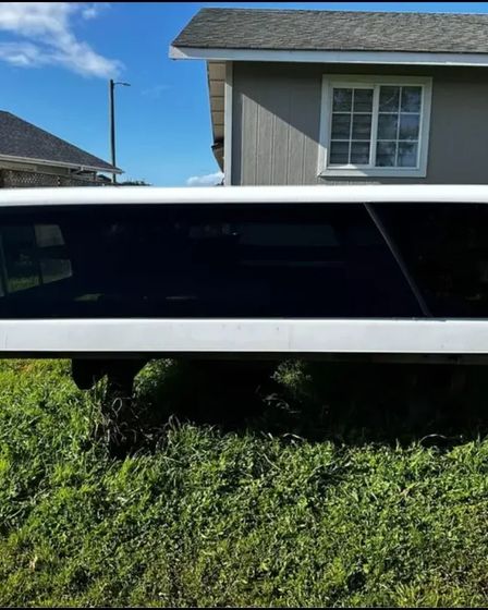 Camper shell and Tonnue Cover For Sale | Other vehicles | London | 1
