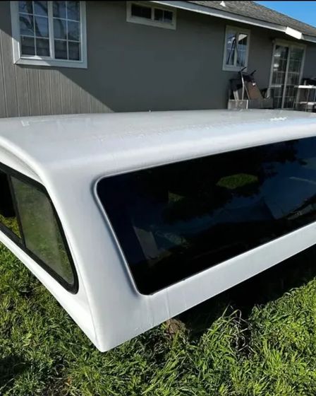 Camper shell and Tonnue Cover For Sale | Other vehicles | London | 6