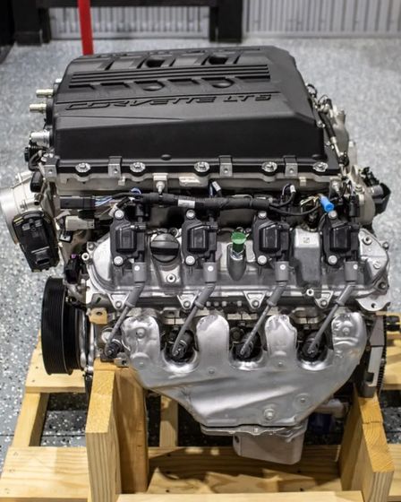 Corvette LT5 6.2L supercharged v8 engine complete asseccories ready for plug and play | Chevrolet | Toronto | 2