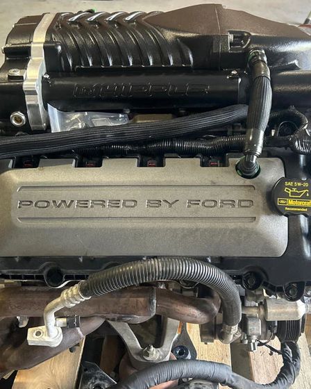 Moteur Ford Coyote Gen-2 5,0 L V8 jumelé à la transmission manuelle MT82 à 6 vitesses à vendre | Ford | Barrie | 4
