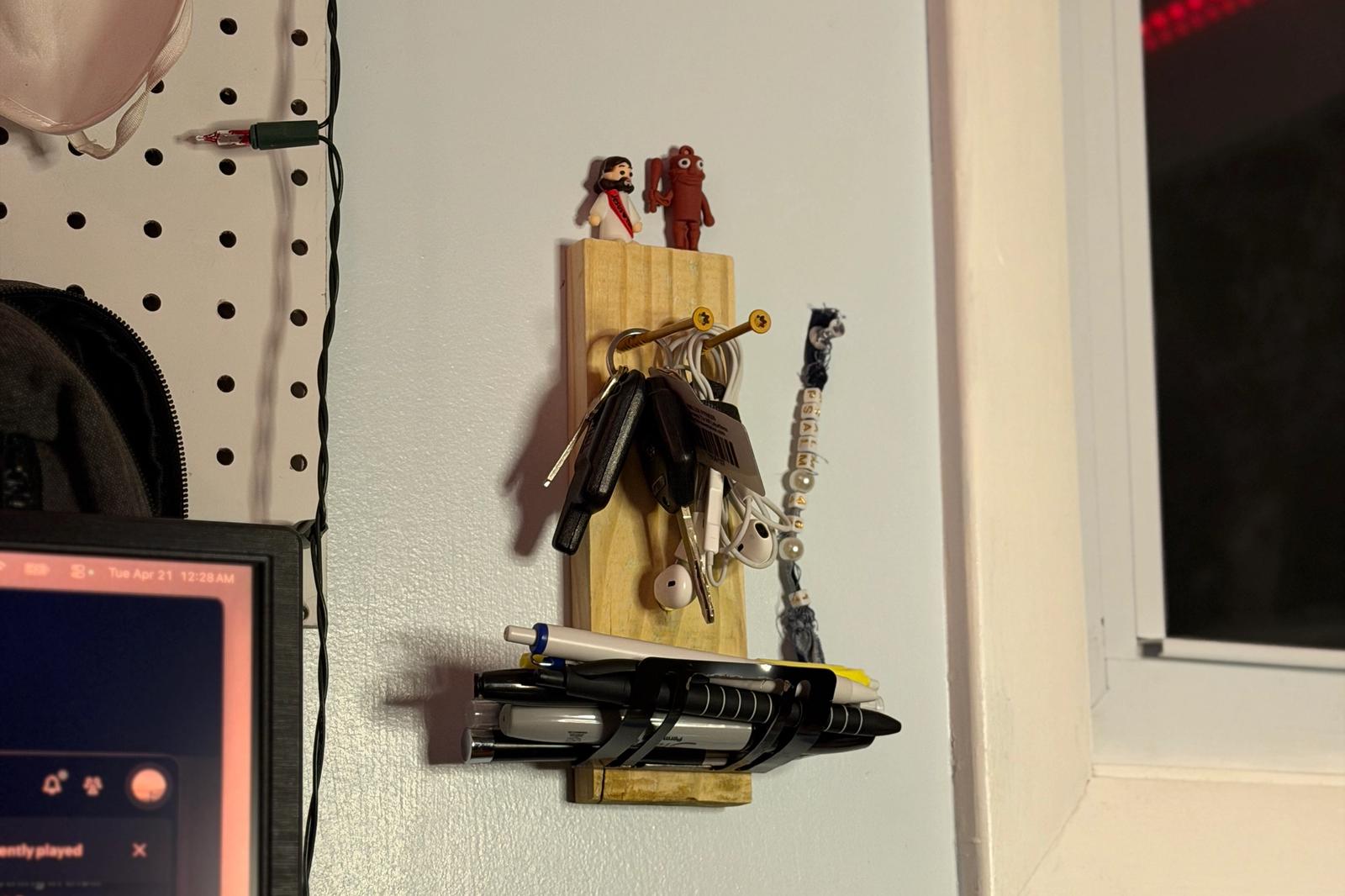 wall-mounted pen holder