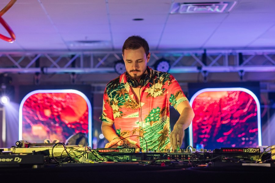 Hausman — Essential Freaks Season 5