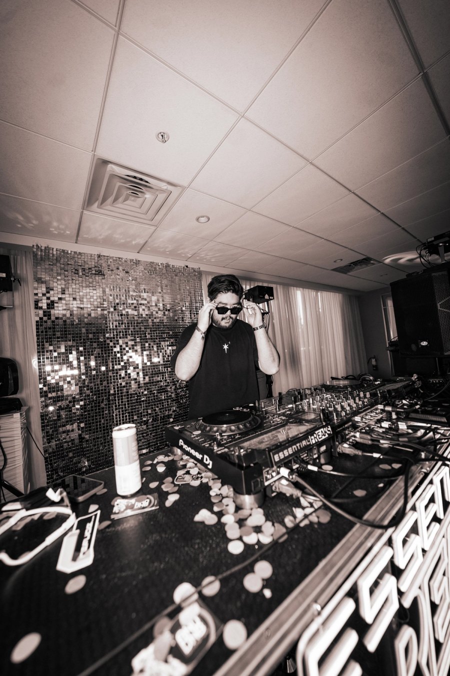 Alan Shi — Essential Freaks Season 3