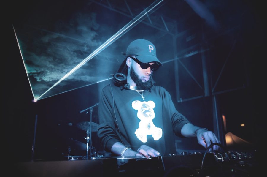 Tech Ezzy