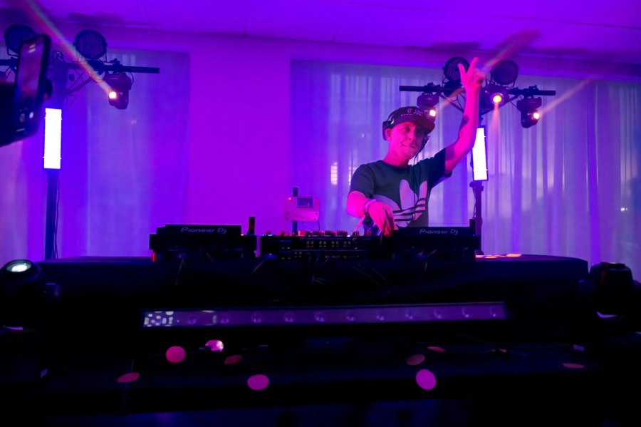 Dave Gluskin — Essential Freaks Summer Splash II