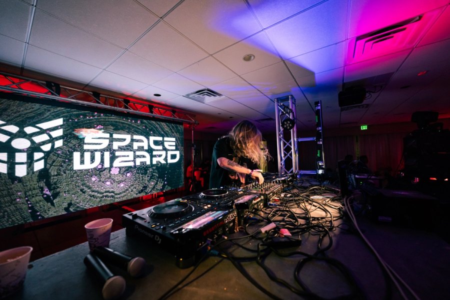 Space Wizard — Essential Freaks Season 3