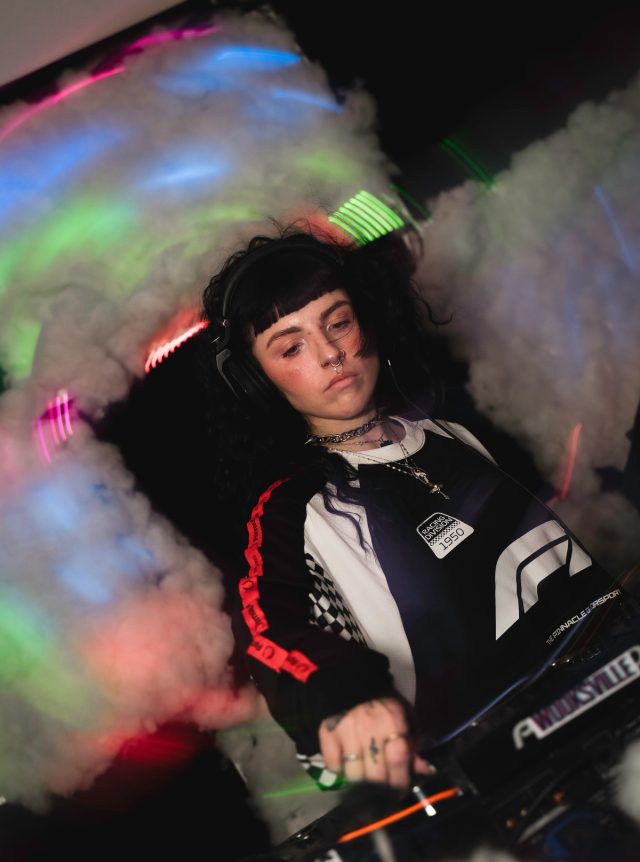 Tahls — Essential Freaks Season 4