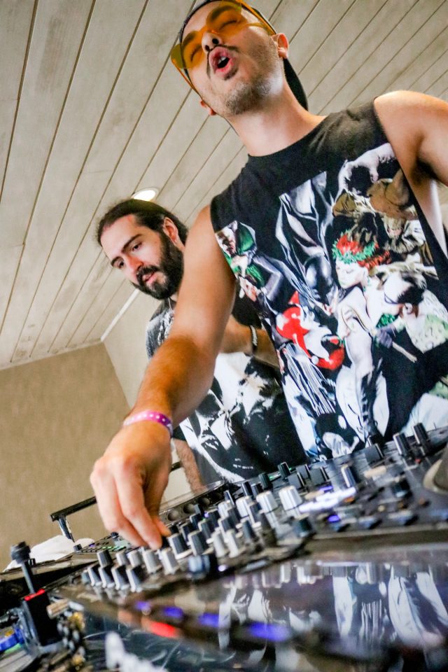 Julo, Paperkut — Essential Freaks Season 3