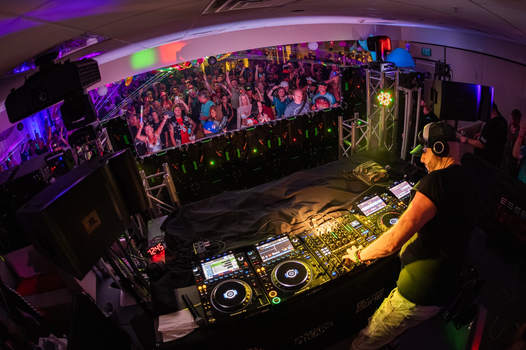 DJ Icey — Essential Freaks Season 4