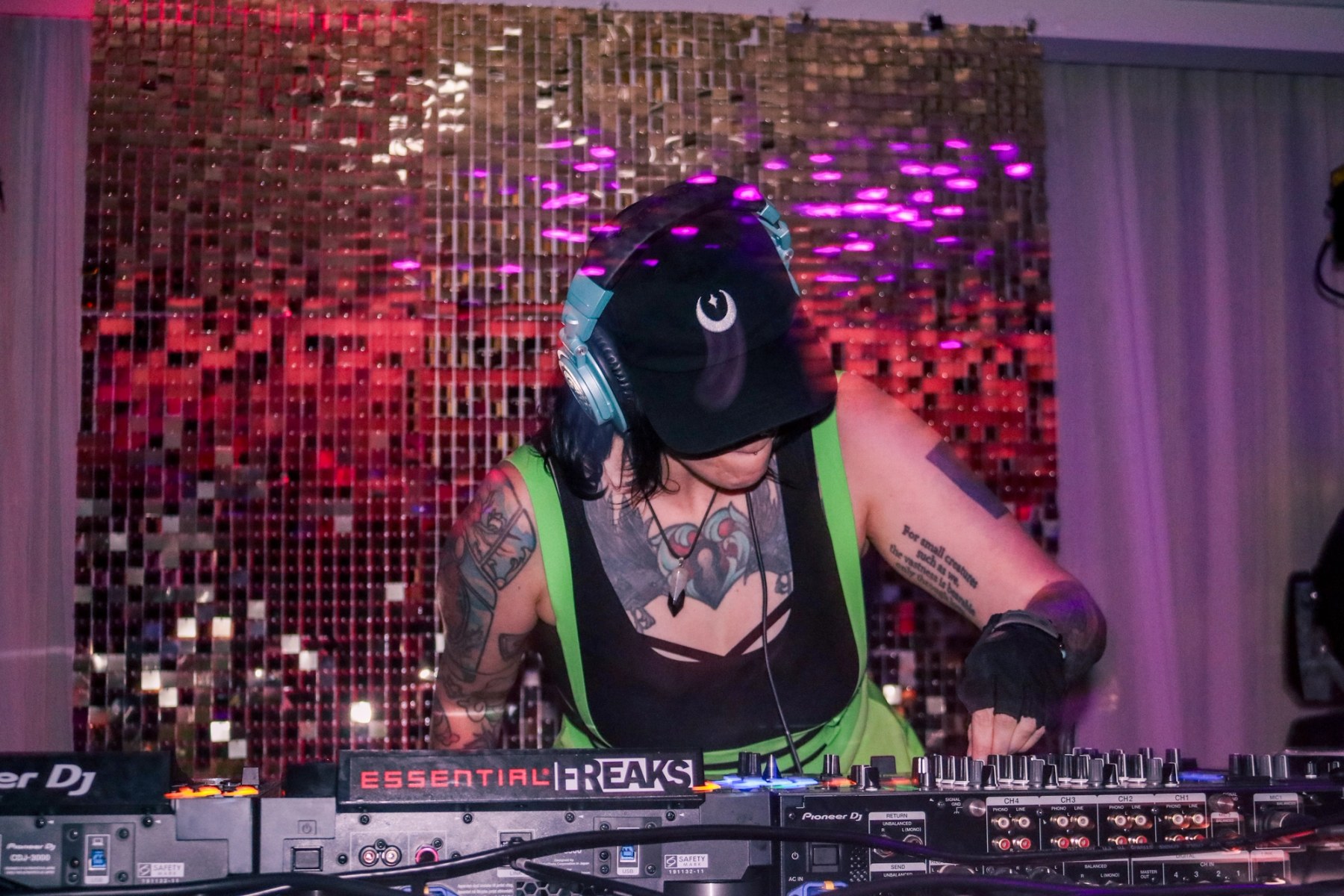 Luna Falls — Essential Freaks Season 3