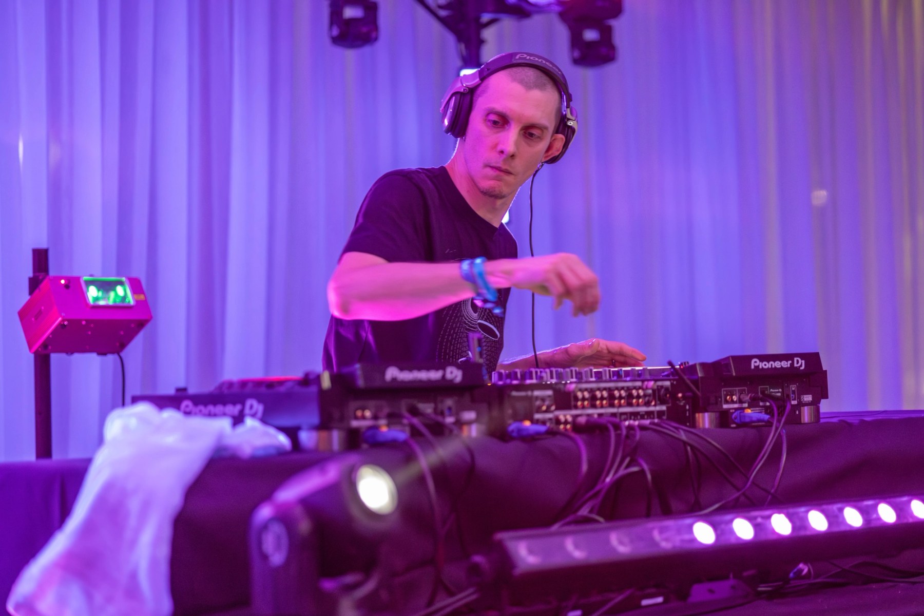 Brook B — Essential Freaks Summer Splash II