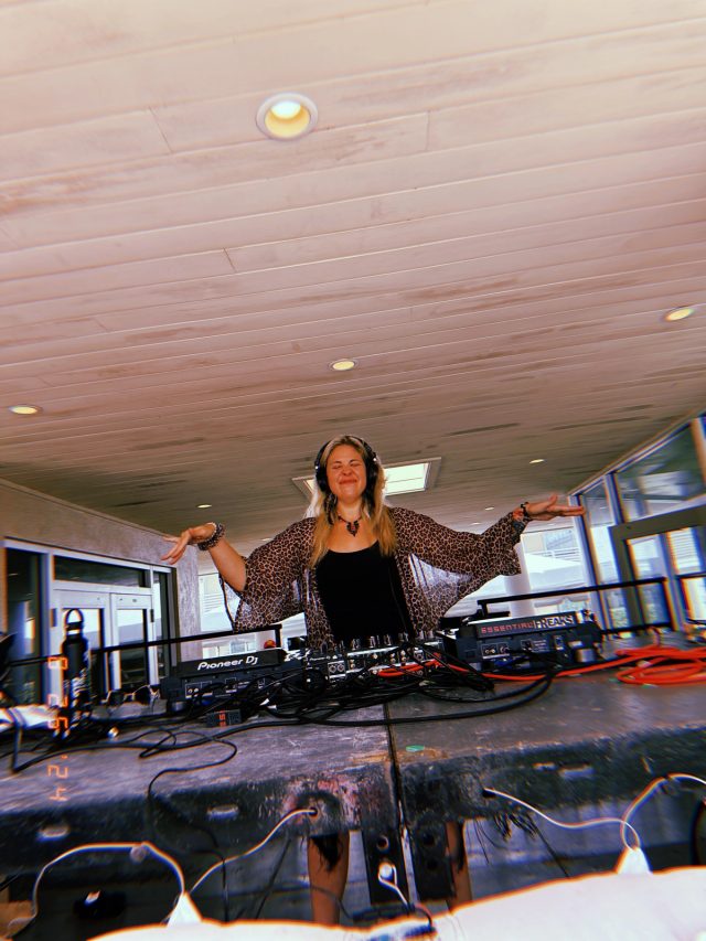 Juicy Junglist — Essential Freaks Season 3