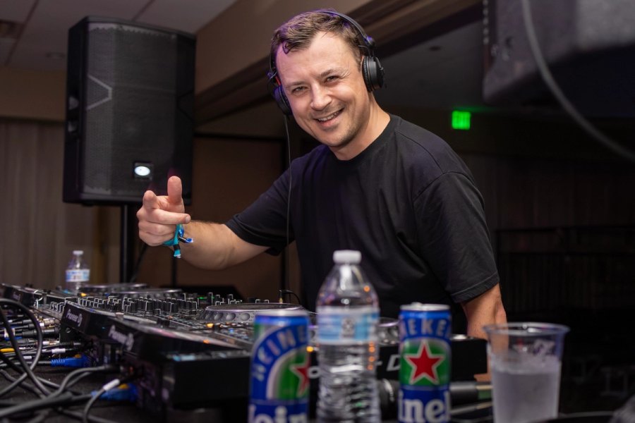 HNNRS — Essential Freaks Summer Splash II